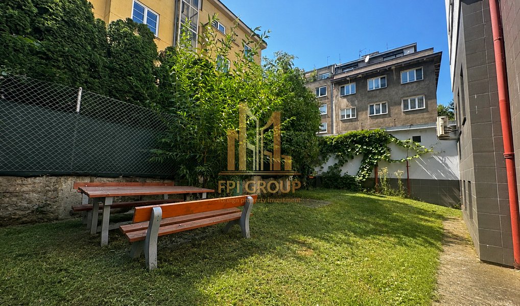Pronájem bytu 4+1 145 m², Praha – náhled fotky 20