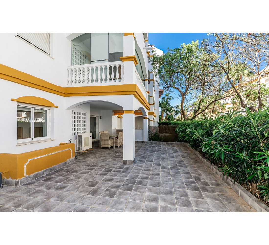 Piso 3+kk – Marbella, Nueva Andalucía - Vista 4
