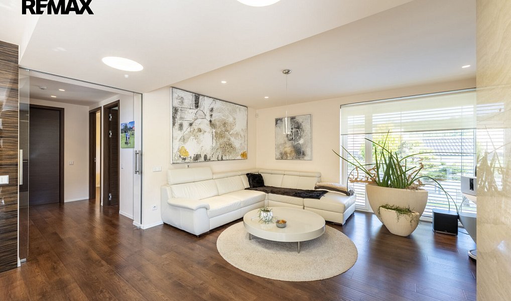 Prodej domu 155 m² s pozemkem 447 m², Zlín – náhled fotky 7