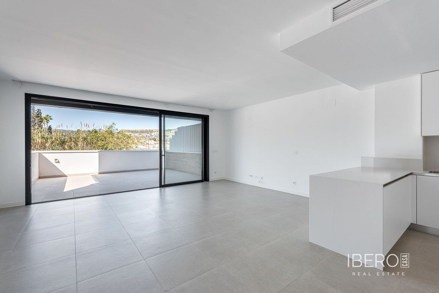 Prodej domu 112 m² s pozemkem 252 m² — photo 2