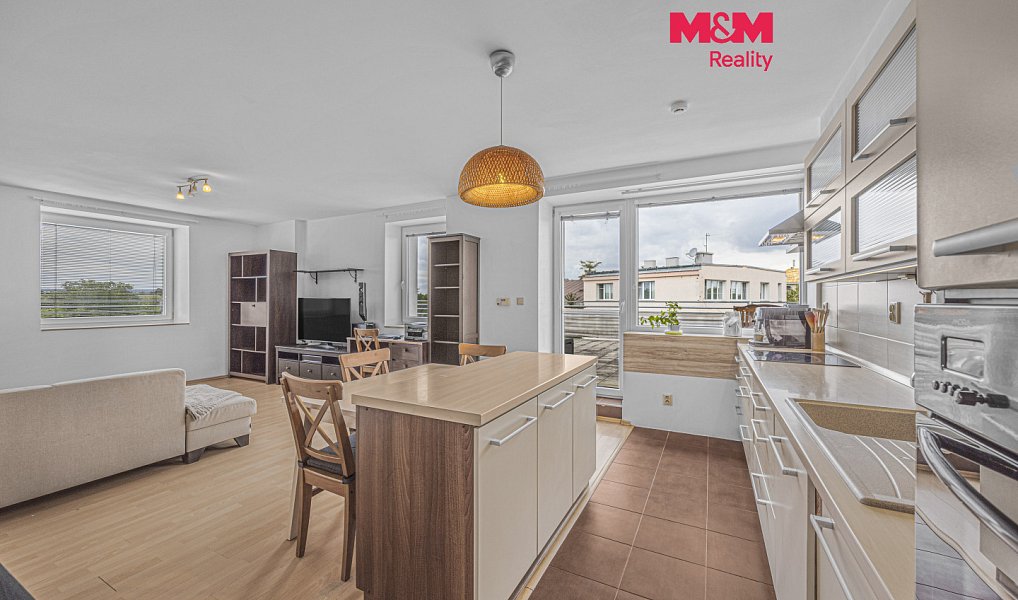 Prodej bytu 3+kk 93 m², Český Brod – fotka 1 z 30