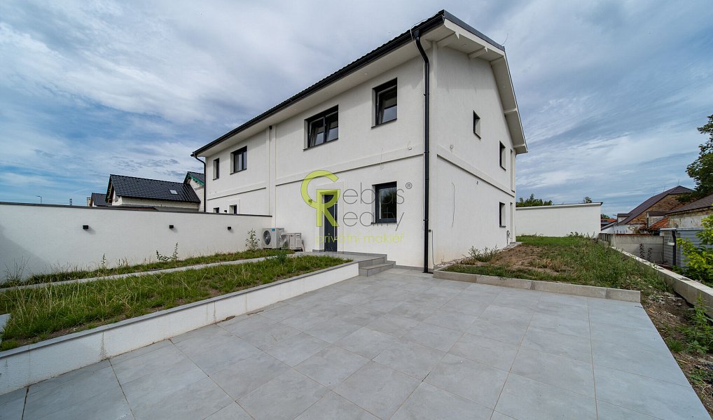 Prodej domu 129 m² s pozemkem 453 m², Podolanka – fotka 1 z 25
