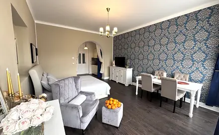 Prodej bytu 1+1 48 m², Pod Jelením skokem, Karlovy Vary