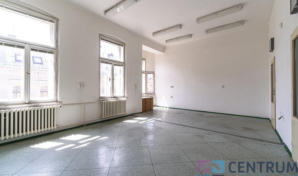 Prodej domu 1 578 m² s pozemkem 6 942 m², Jablonec nad Nisou – náhled fotky 22