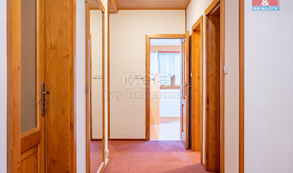 Prodej domu 250 m² s pozemkem 2 228 m², Vratimov – náhled fotky 16