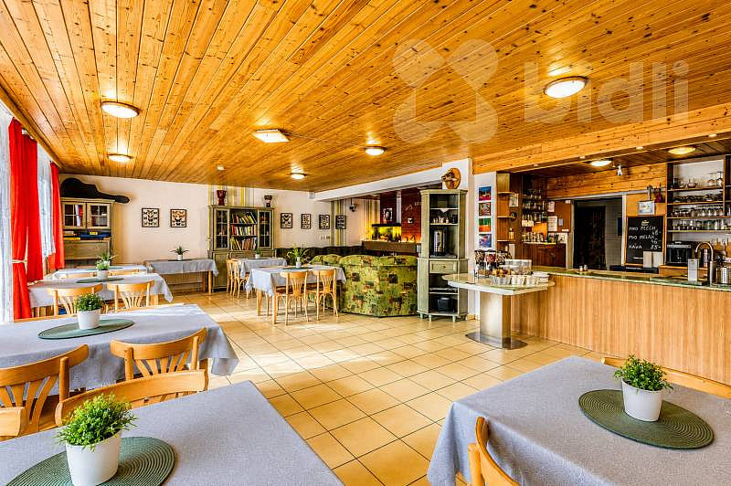 Prodej ubytovacího objektu 860 m² – fotografie 3