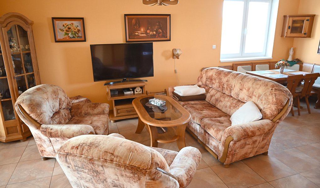 Prodej domu 98 m² s pozemkem 972 m², Vrbová Lhota – náhled fotky 12
