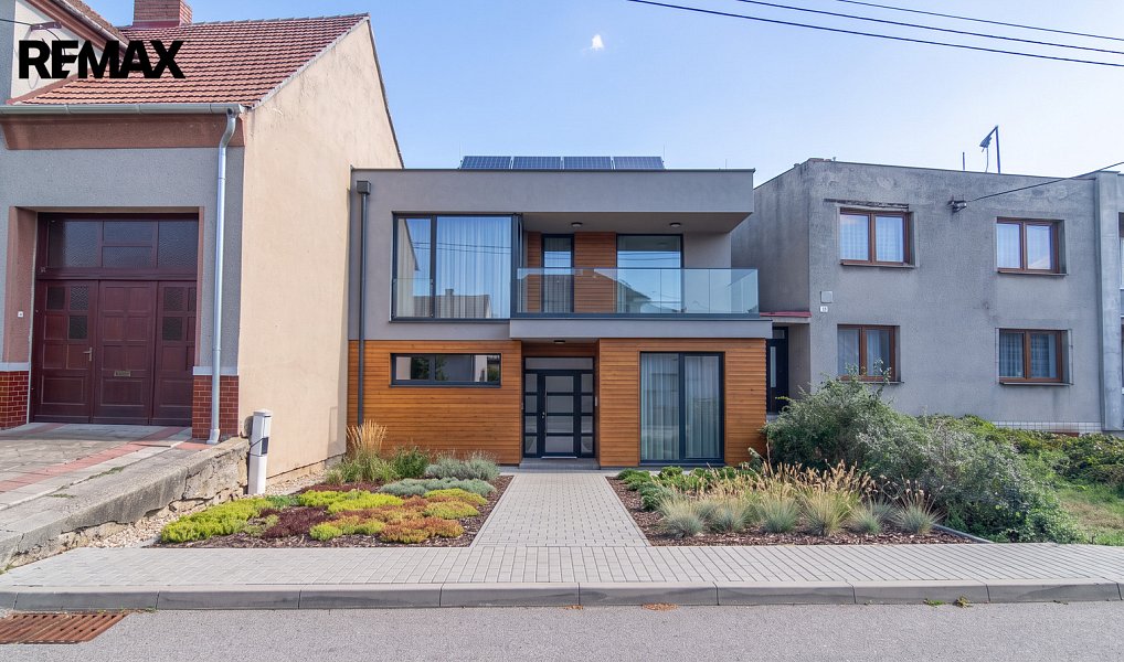 Prodej stavebního pozemku 1 623 m², Tvrdonice – náhled fotky 2