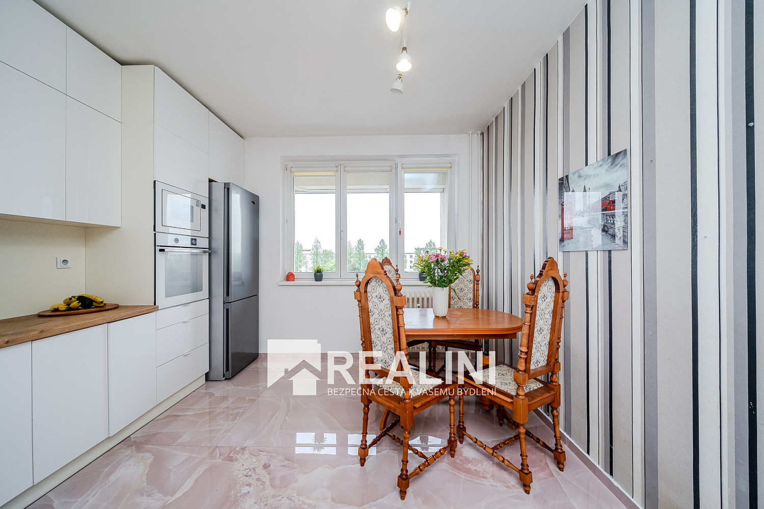 Prodej bytu 3+1 100 m² – fotografie 2