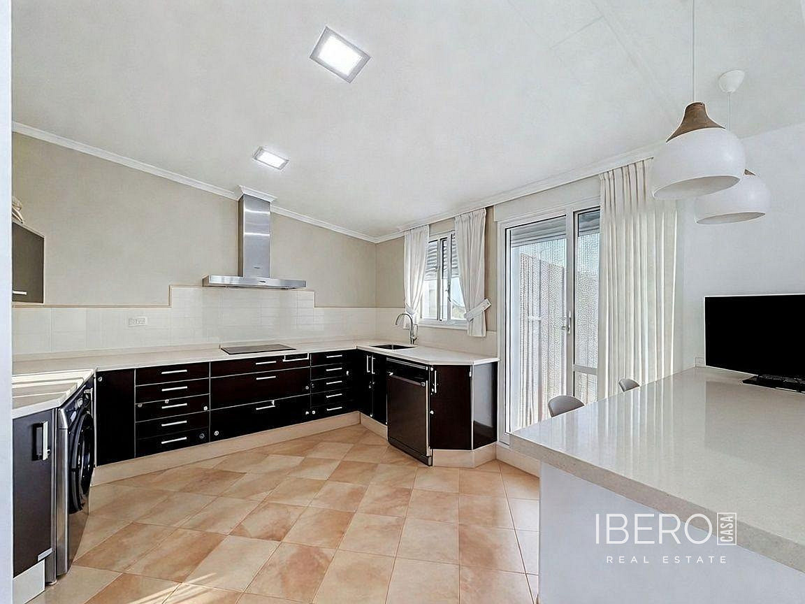 Prodej bytu 6+kk 179 m²