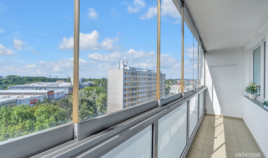 Prodej bytu 3+1 66 m², Hradec Králové – náhled fotky 17