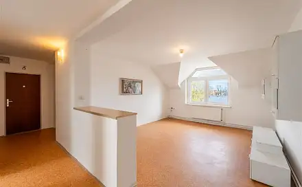 Pronájem bytu 2+kk 60 m²