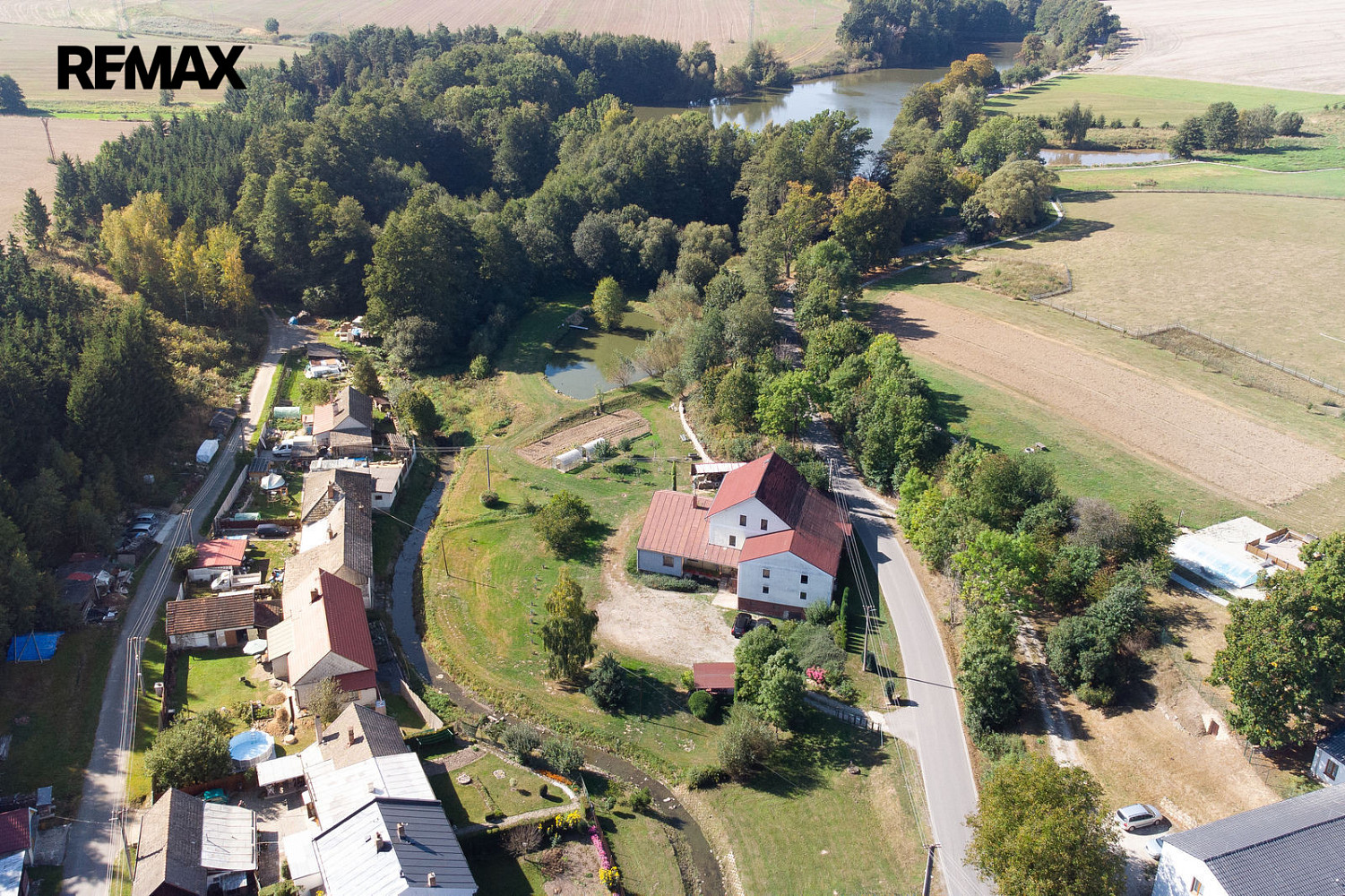 Prodej domu 770 m² s pozemkem 9 150 m²
