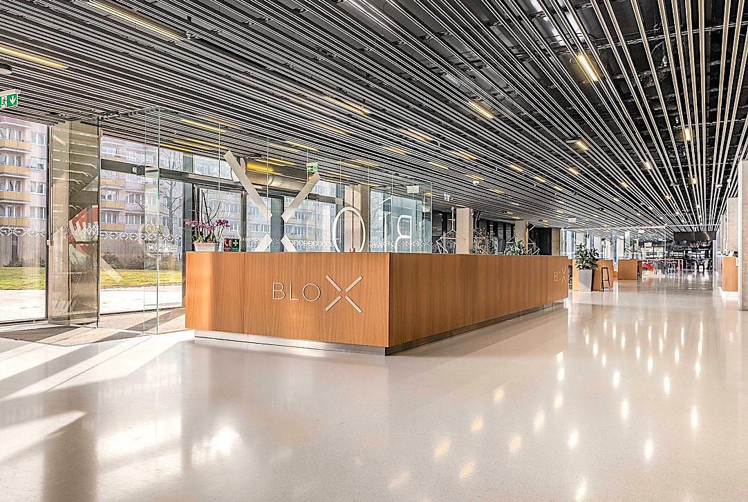 Pronájem kanceláře 350 m² – fotografie 2