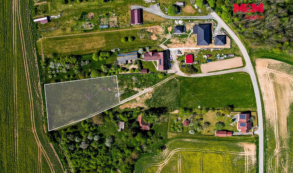 Prodej stavebního pozemku 3 259 m², Halenkovice – náhled fotky 2