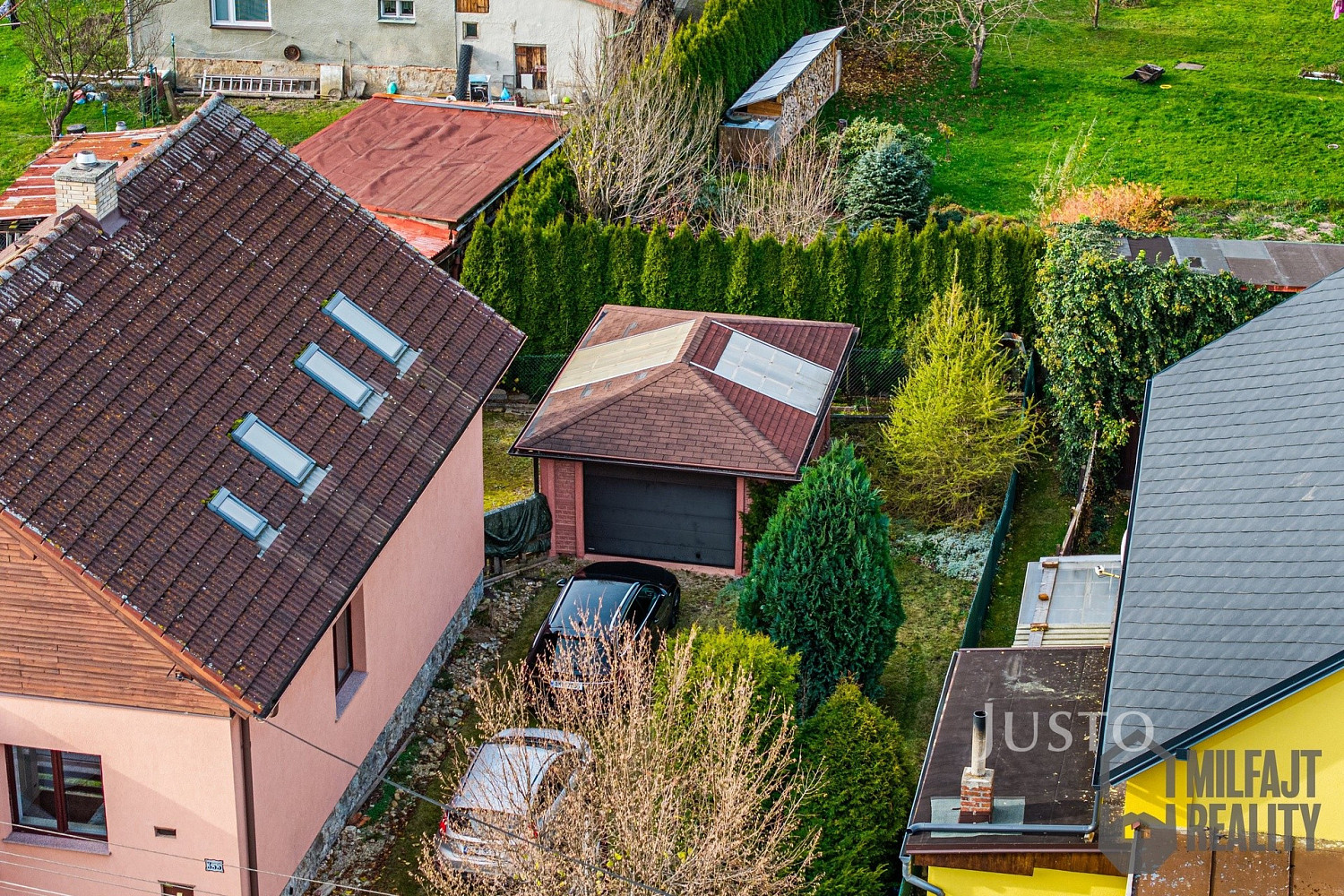 Prodej domu 190 m² s pozemkem 901 m² – fotografie 2