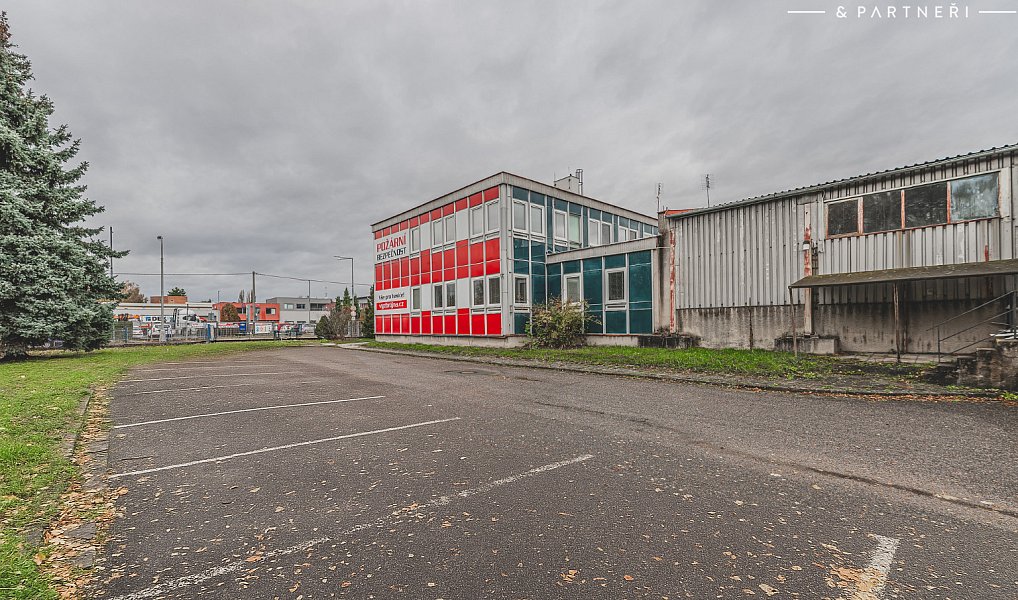 Prodej obchodních prostor 1 348 m², Hradec Králové – náhled fotky 6