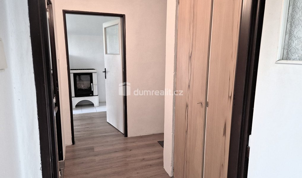 Prodej bytu 3+1 60 m², Pohorská Ves – náhled fotky 18