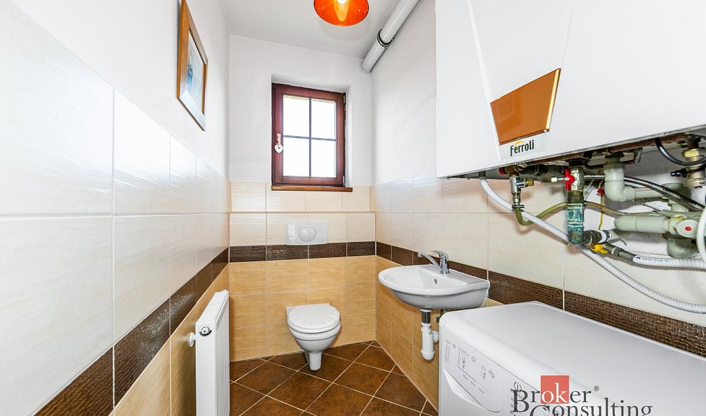 Prodej domu 150 m² s pozemkem 4 717 m², Hromnice – náhled fotky 13