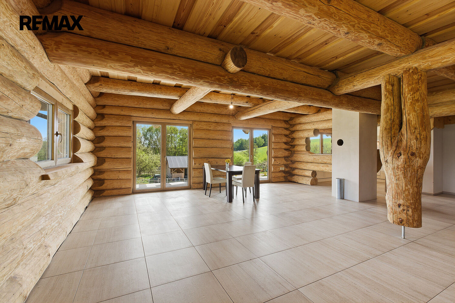 Prodej domu 440 m² s pozemkem 10 980 m² – fotografie 5