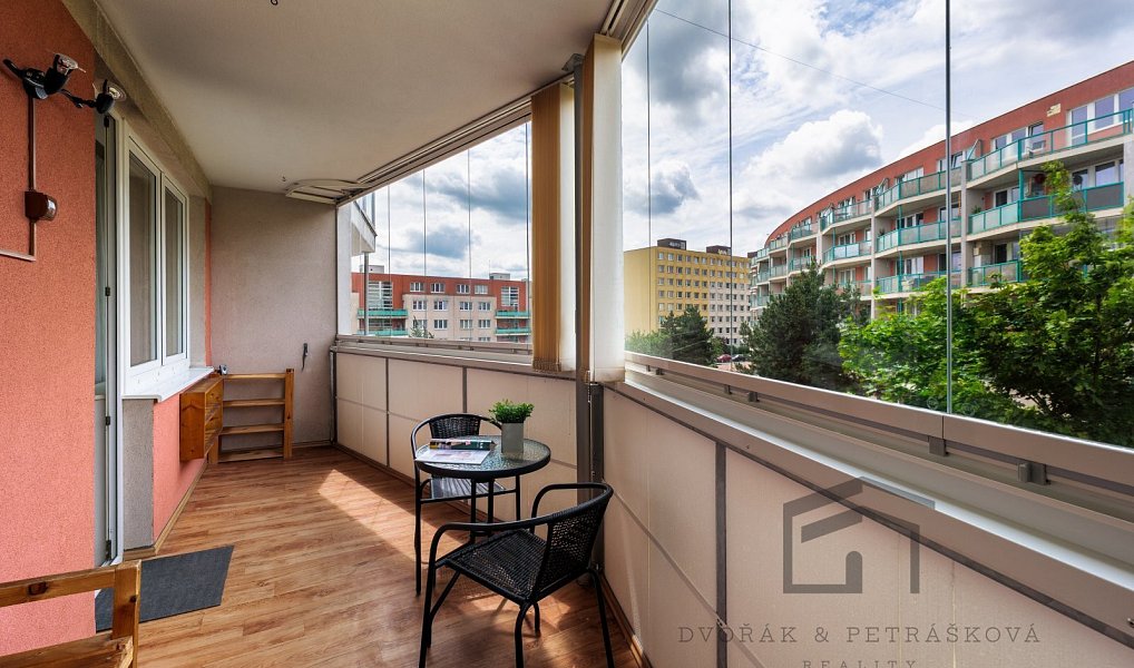Pronájem bytu 3+kk 86 m², Praha – náhled fotky 3