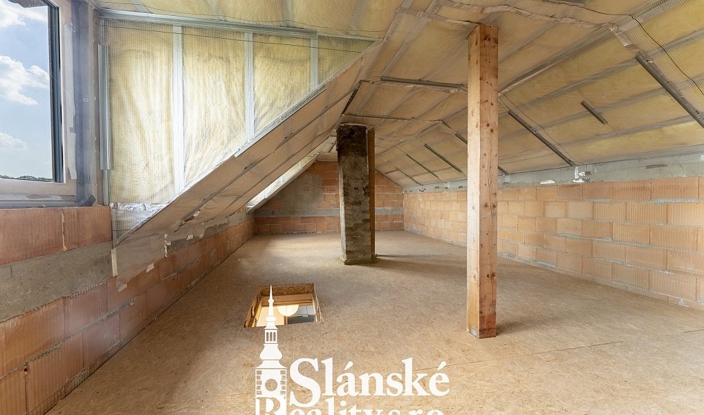 Prodej domu 120 m² s pozemkem 839 m², Vraný – náhled fotky 22