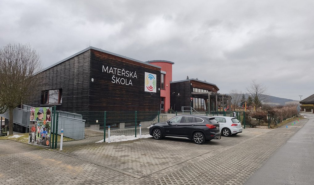Prodej domu 128 m² s pozemkem 547 m², Mrač – náhled fotky 23