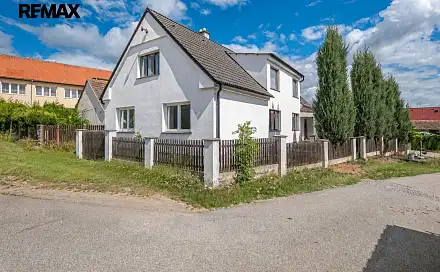 Prodej domu 136 m² s pozemkem 378 m², Všemyslice - Neznašov, okres České Budějovice