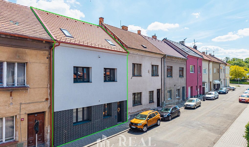 Prodej domu 240 m² s pozemkem 400 m², Louny – náhled fotky 9