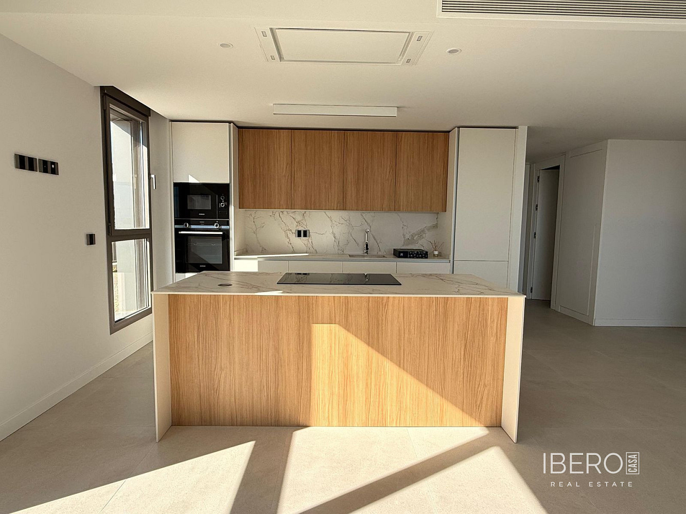 Piso 4+kk – Estepona, El Pilar - Más
