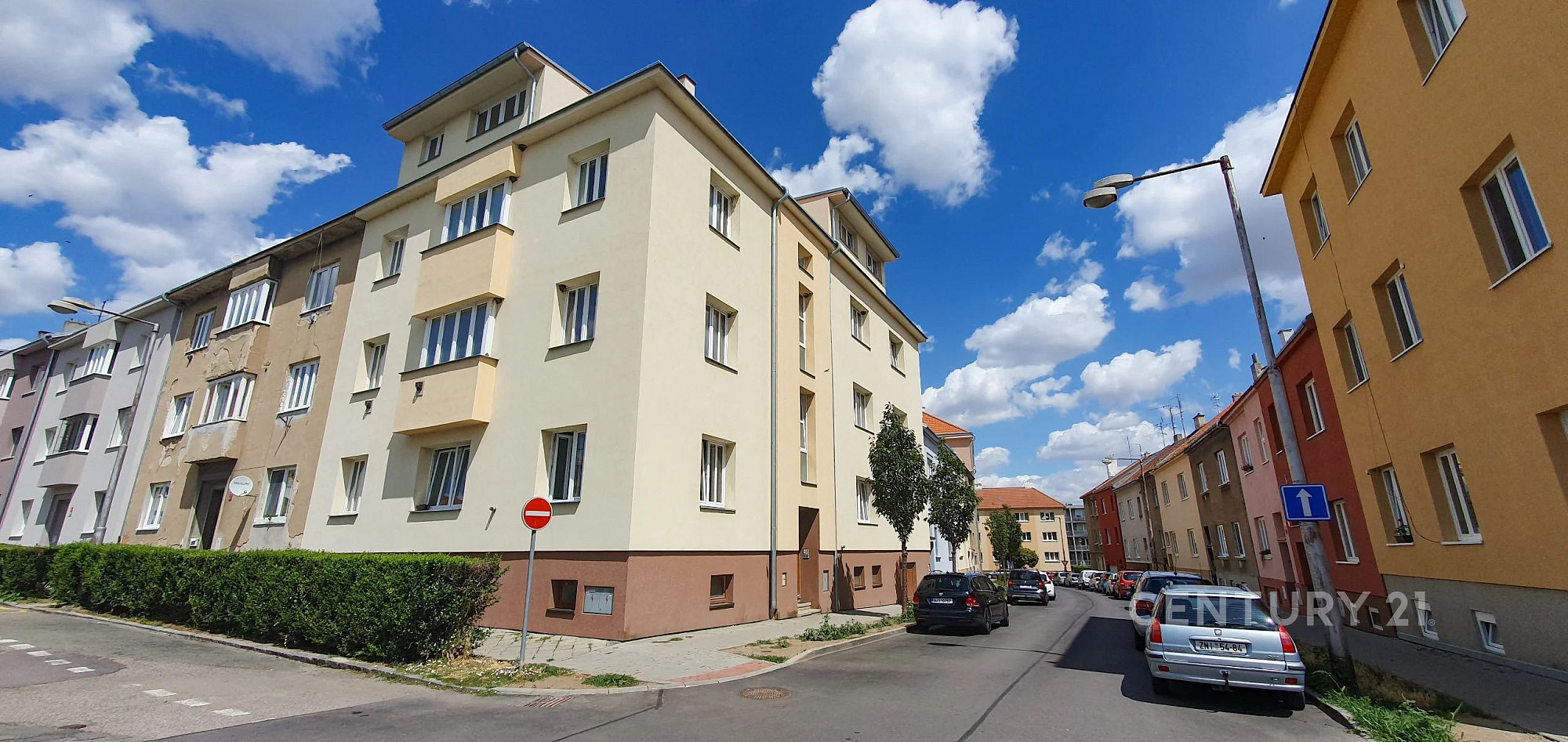Pronájem bytu 3+kk 74 m² – fotografie 2