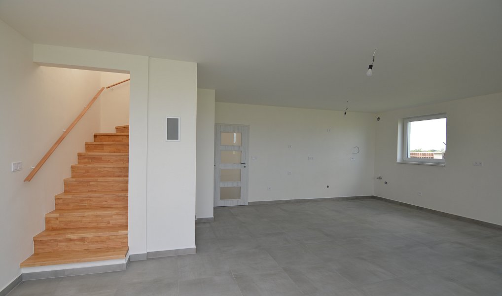Prodej domu 173 m² s pozemkem 600 m², Hrušov – náhled fotky 15