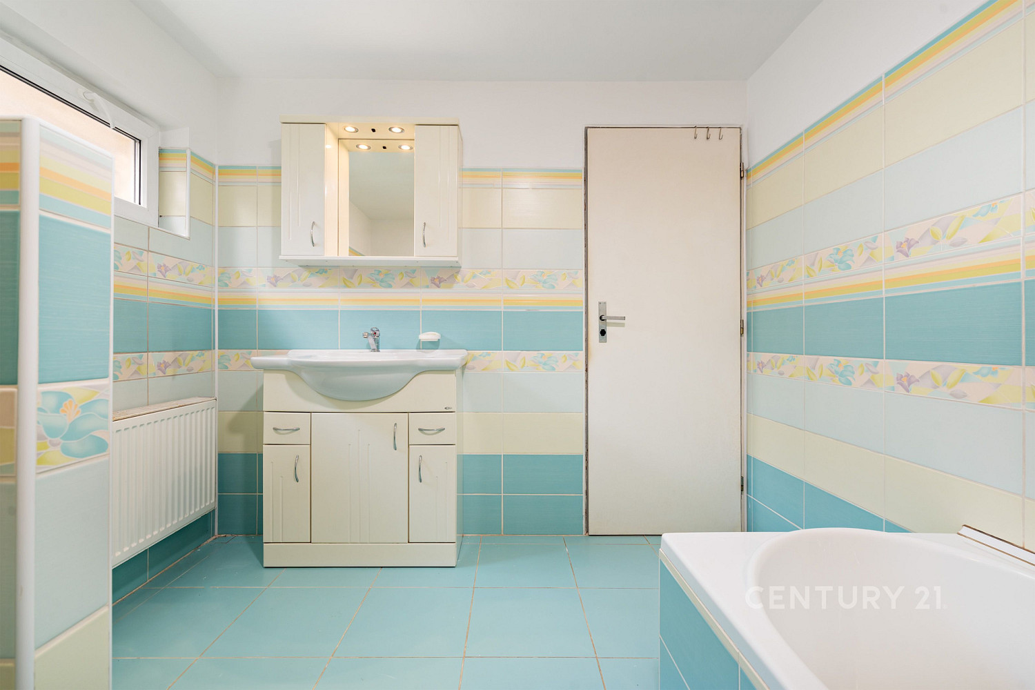 Prodej domu 143 m² s pozemkem 321 m² – fotografie 3