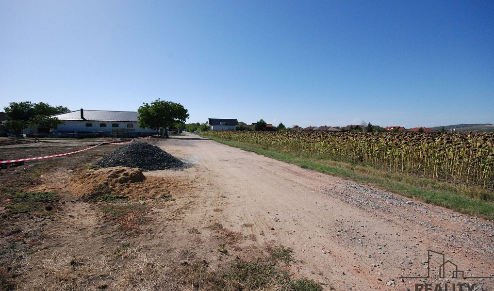 Prodej stavebního pozemku 580 m², Velké Němčice – náhled fotky 6