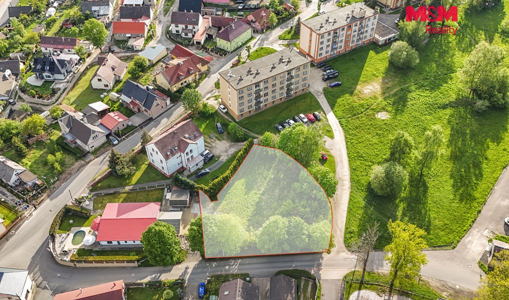 Prodej komerčního pozemku 1 168 m², Skalná – náhled fotky 13