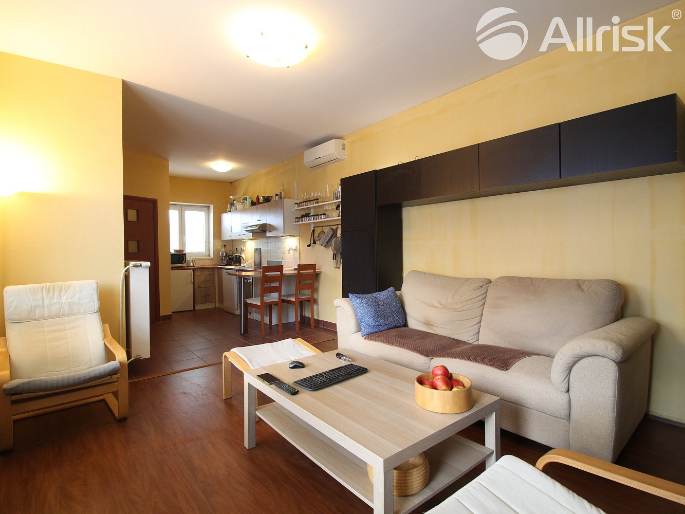 Prodej skladovacích prostor 1 208 m² — photo 3