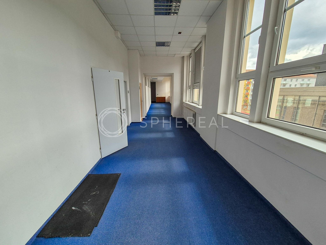 Pronájem kanceláře 1 200 m² — photo 3
