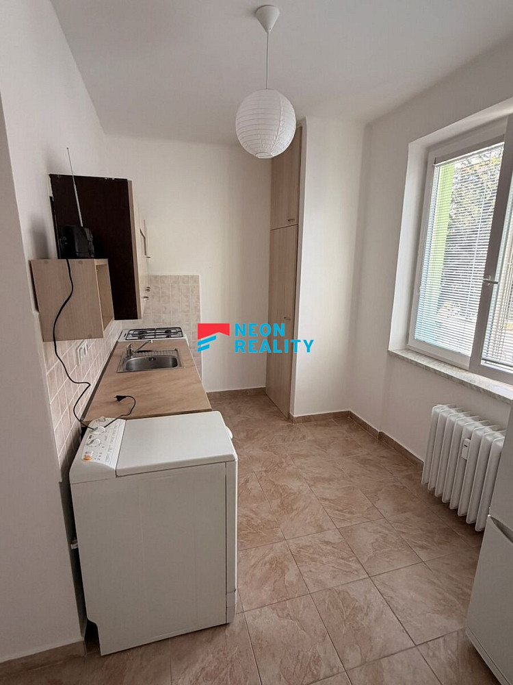 Pronájem bytu 2+1 60 m² – fotografie 5