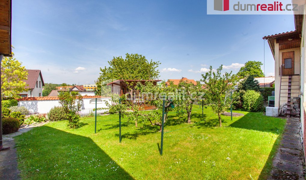 Prodej domu 321 m² s pozemkem 947 m², Netolice – náhled fotky 29