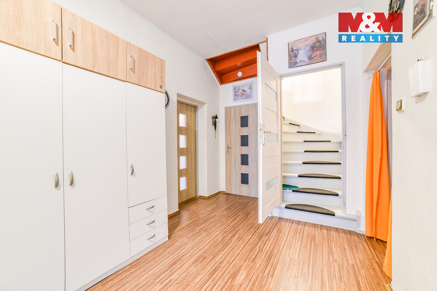 Prodej domu 165 m² s pozemkem 2 022 m² — photo 2