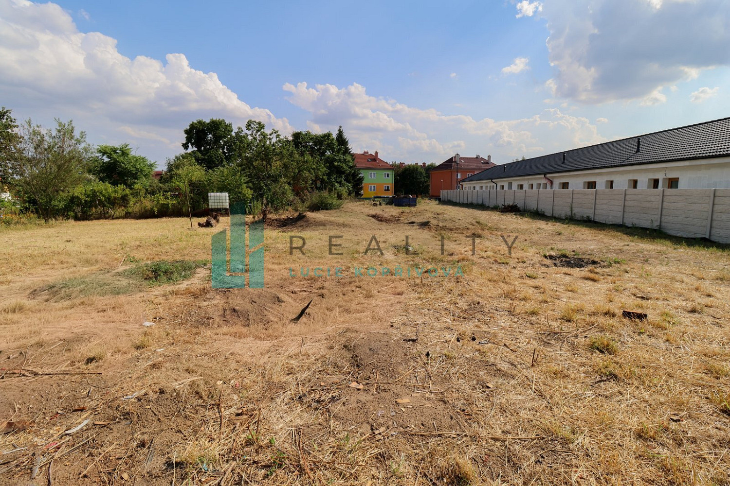 Prodej stavebního pozemku 449 m² – fotografie 3