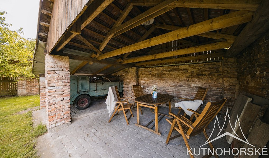 Prodej domu 414 m² s pozemkem 1 000 m², Velenka – náhled fotky 32