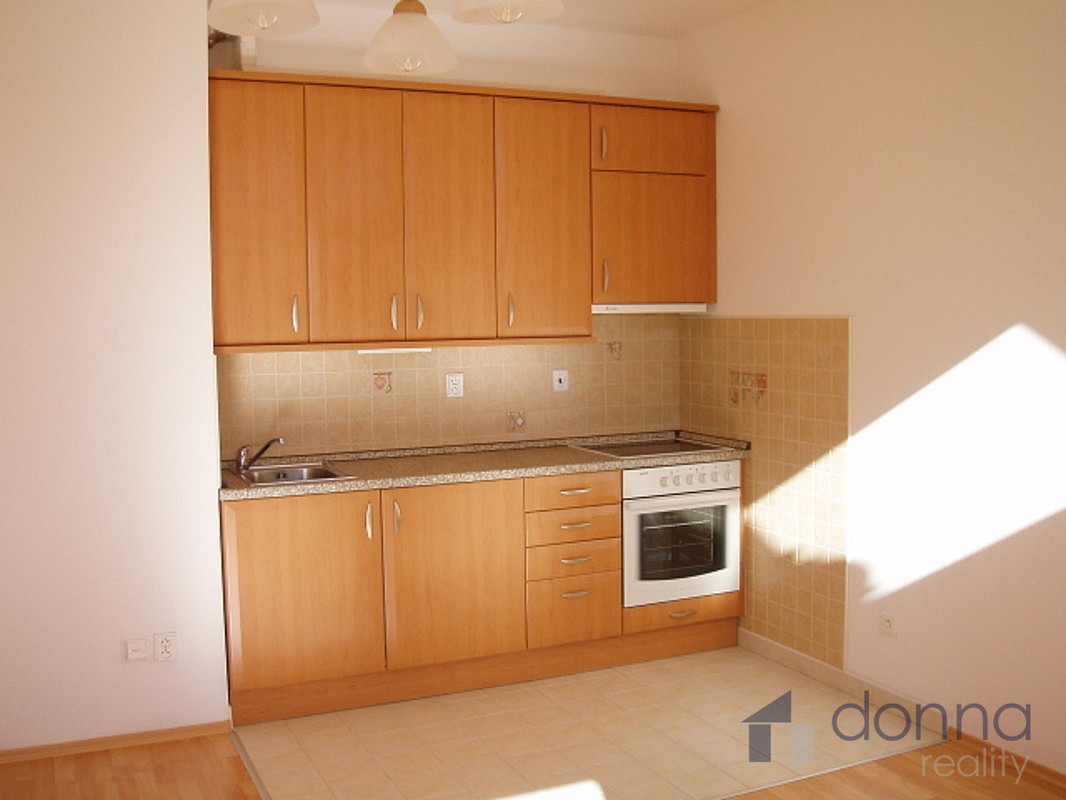 Pronájem bytu 1+kk 34 m²