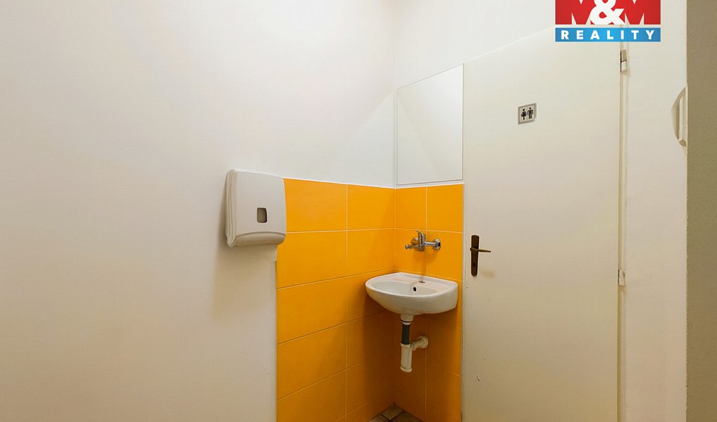 Pronájem obchodních prostor 76 m², Praha – náhled fotky 17