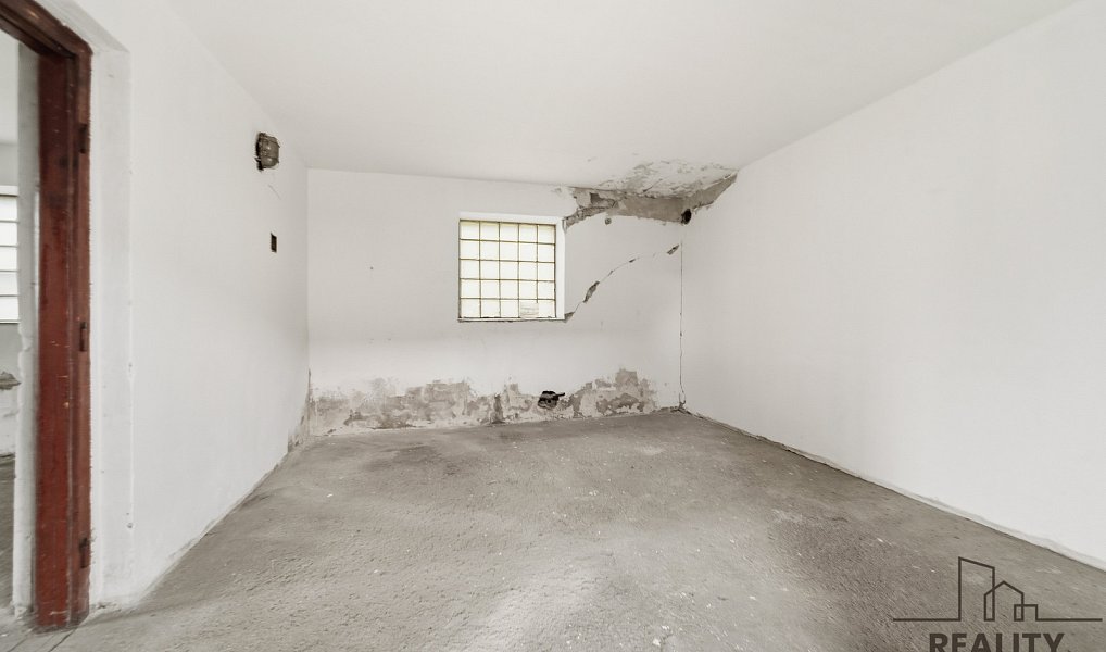 Prodej domu 190 m² s pozemkem 1 789 m², Bukovina nad Labem – náhled fotky 36
