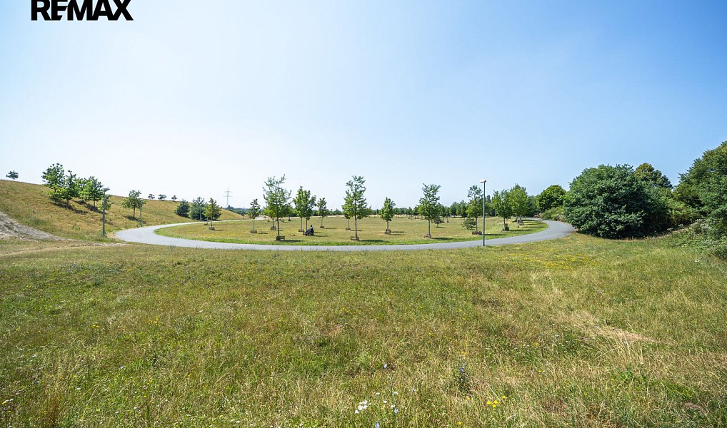 Prodej bytu 3+1 70 m², Praha – náhled fotky 30
