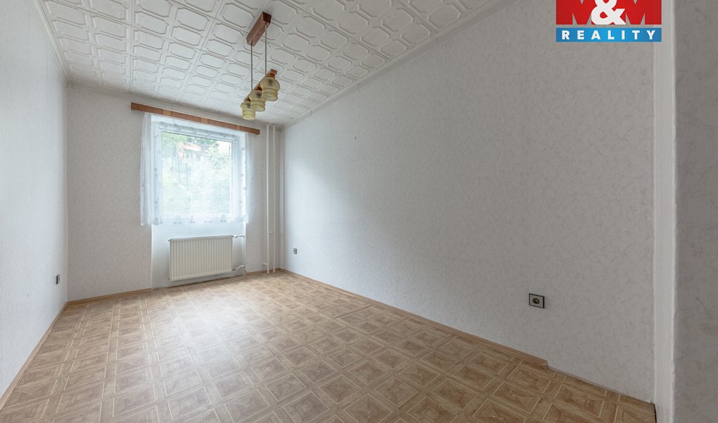 Prodej domu 270 m² s pozemkem 449 m², Benešov u Semil – náhled fotky 13