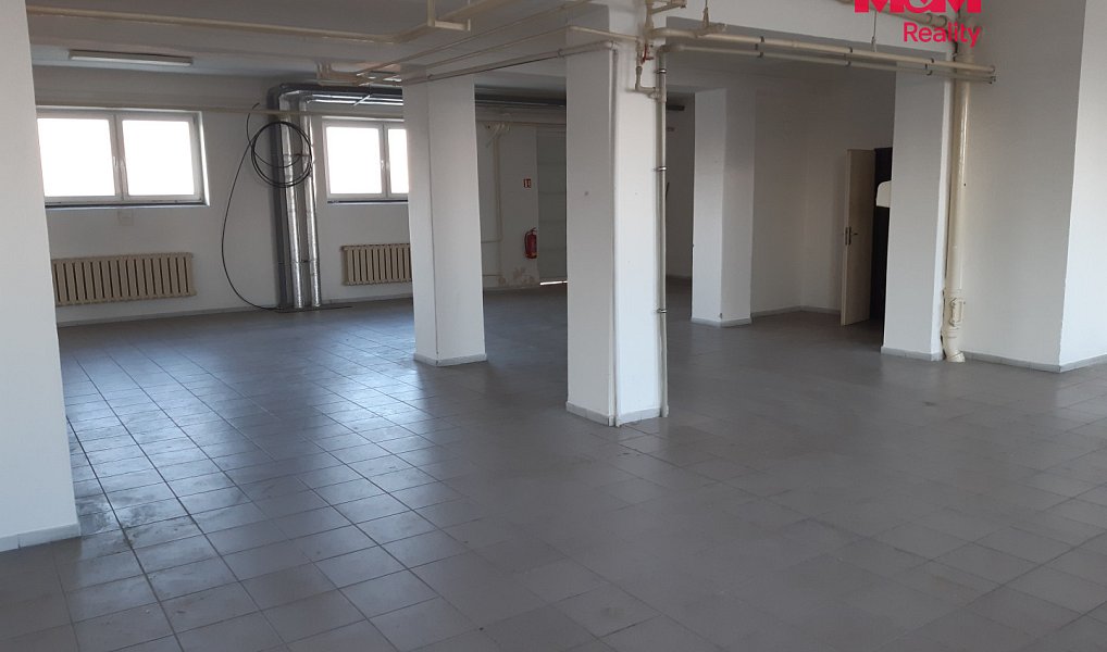 Pronájem výrobních prostor 134 m², Červený Kostelec – náhled fotky 2