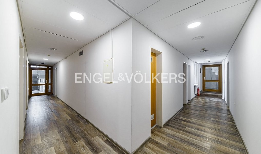 Pronájem kanceláře 19 m², Praha – náhled fotky 4