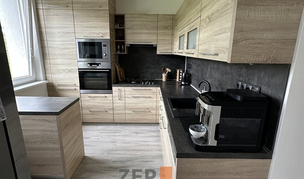Prodej bytu 3+1 72 m², Rožnov pod Radhoštěm – náhled fotky 14